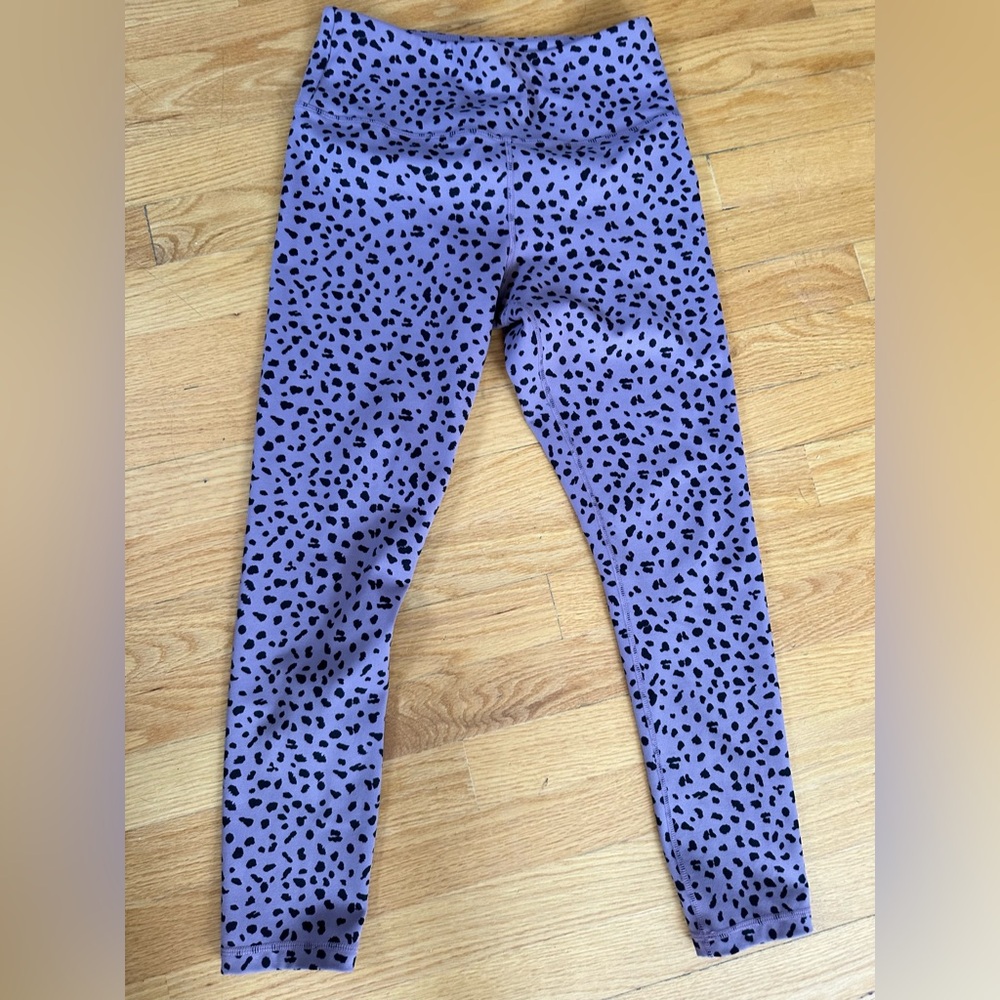 Zyia Lilac Jaguar Fit n Free Hi-rise
7/8 24"